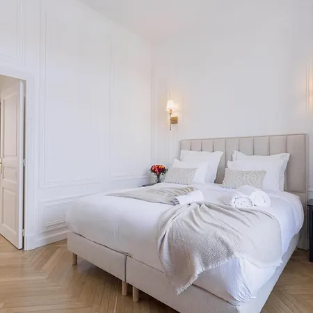 Montecristo & Emplacement Unique & Spacieux 150m2 & Clim Apartment Cannes